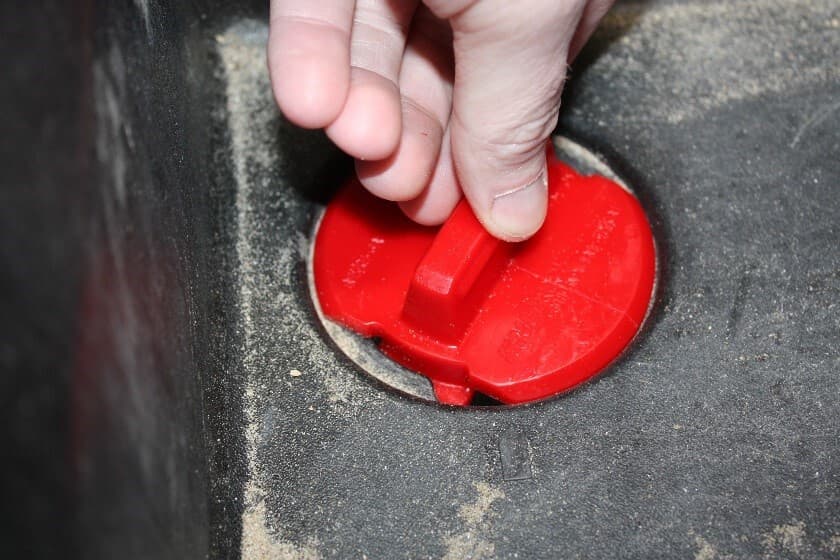 Footwell Drain Plug Kit - Image 3