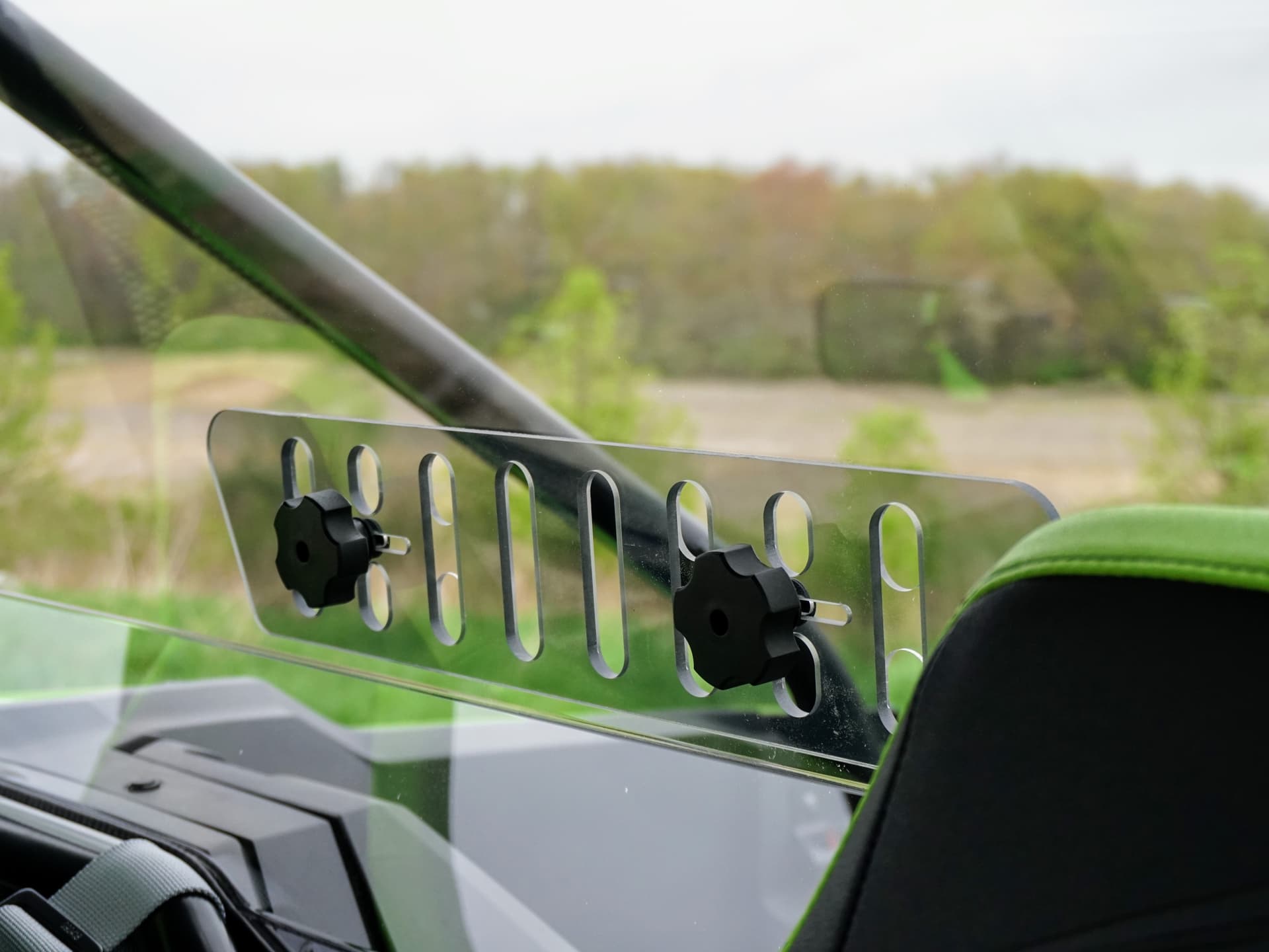 Rear Windshield - Image 39