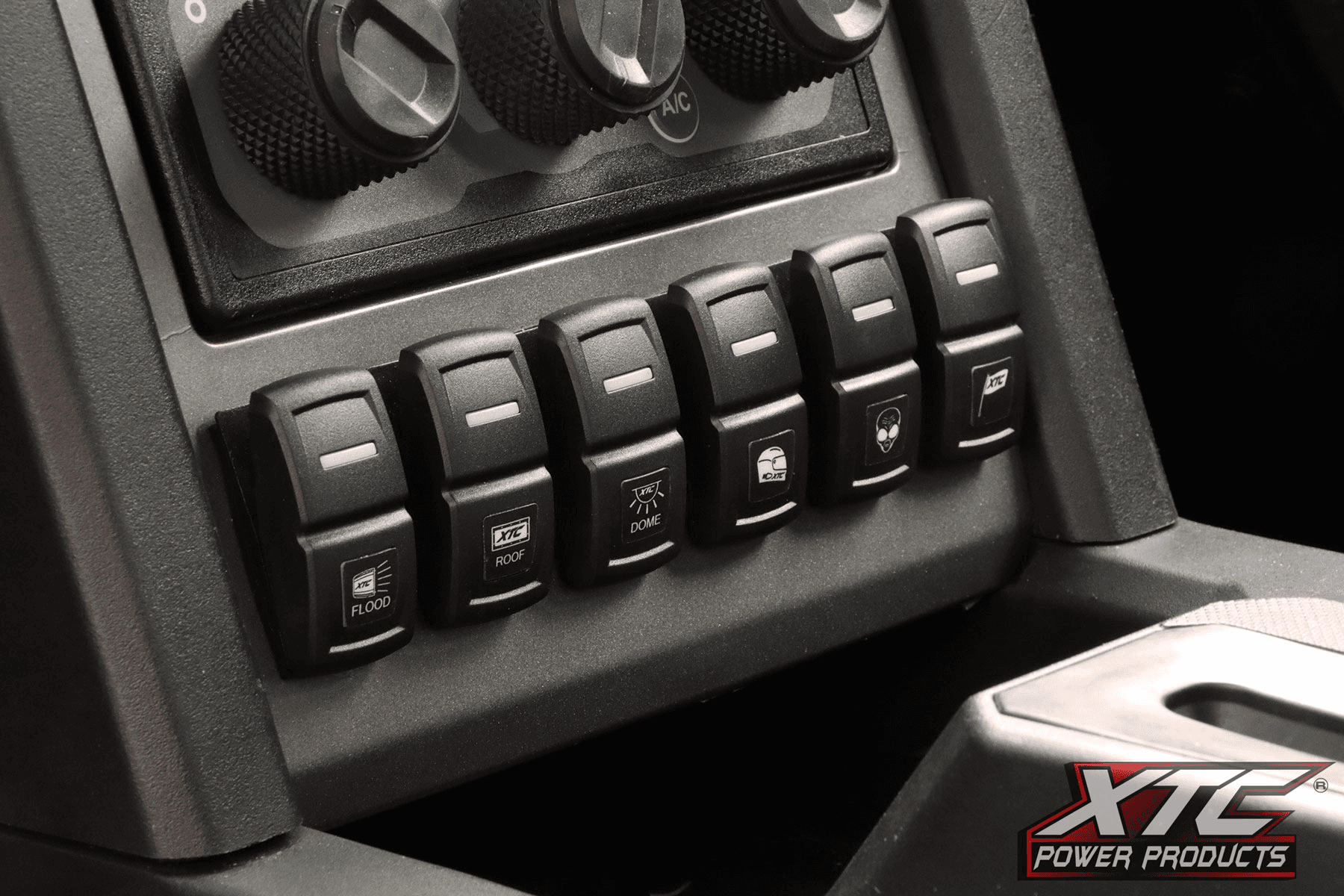 XTC Light Duty Switch System for in Cab PULSE Bus Bar - Image 4