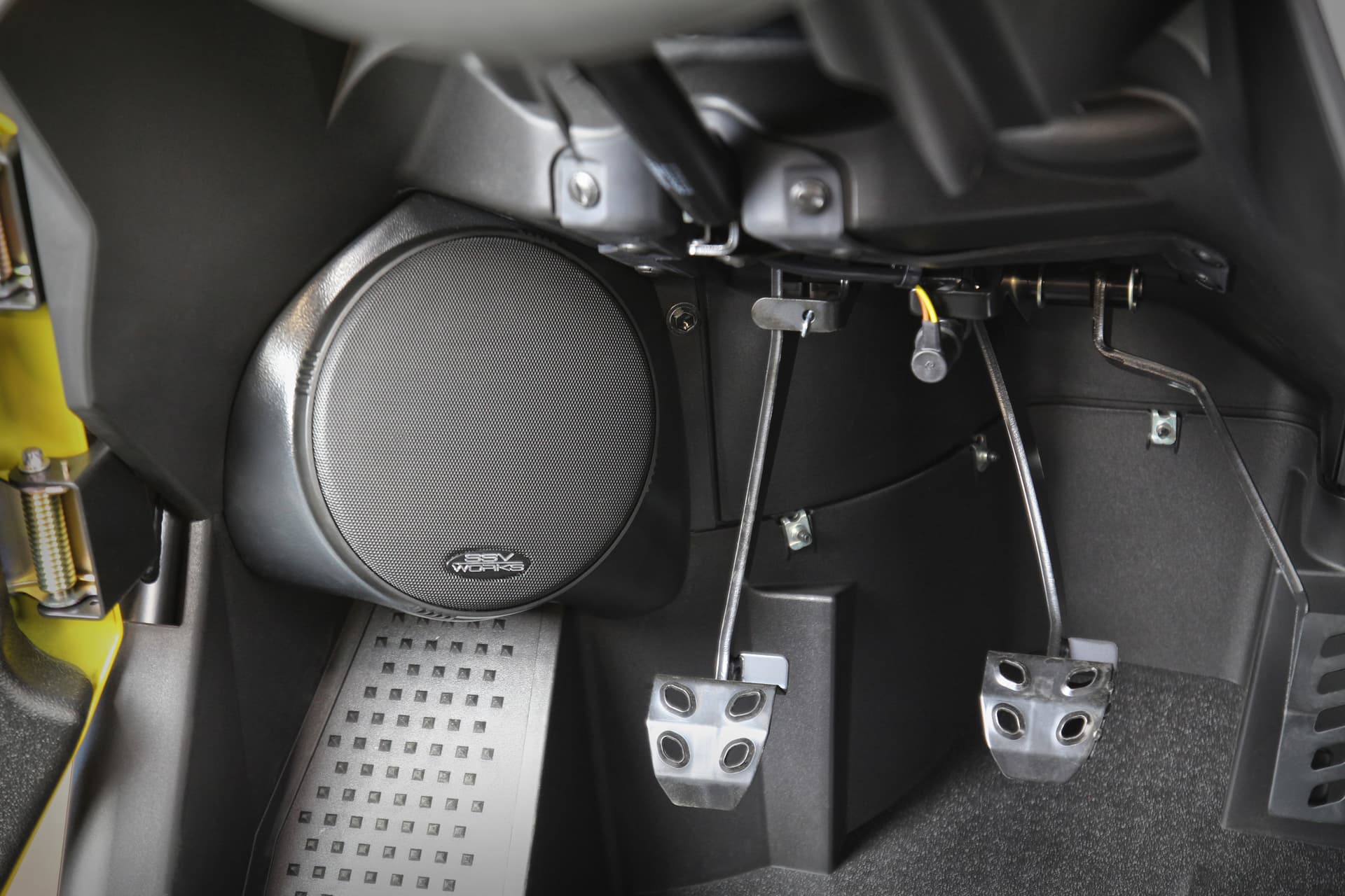 Front Speaker Pod - Image 64