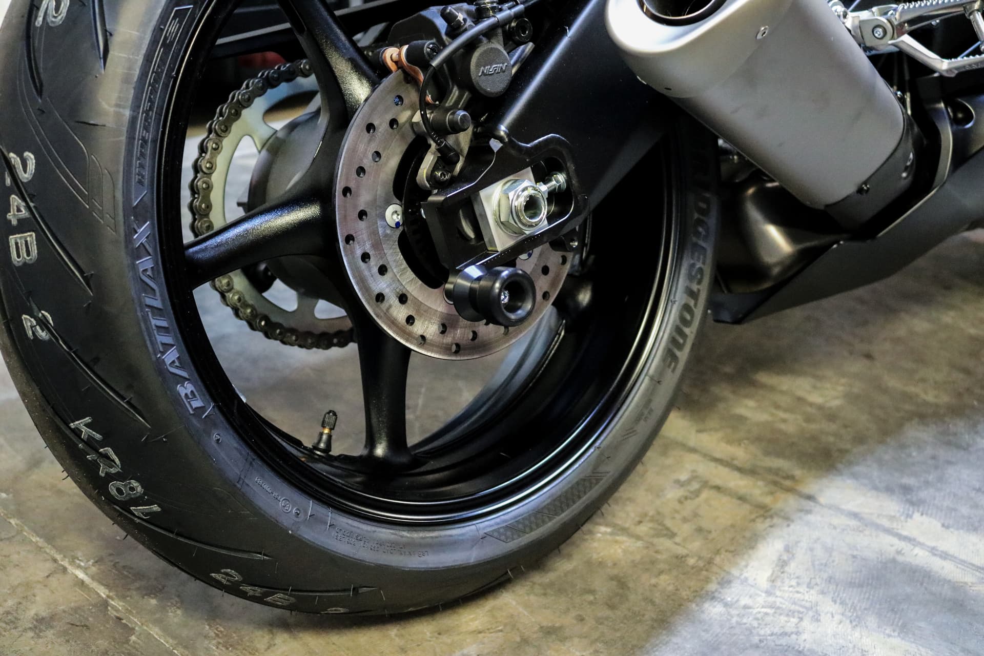 Swingarm Slider - Image 77