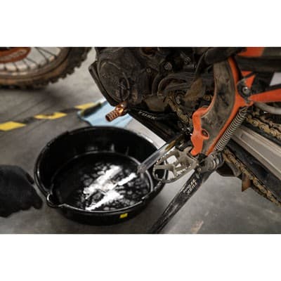 Tusk Oil Drain Tool - Image 10